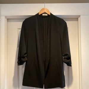 Aritzia Power Blazer in Black - Size 4